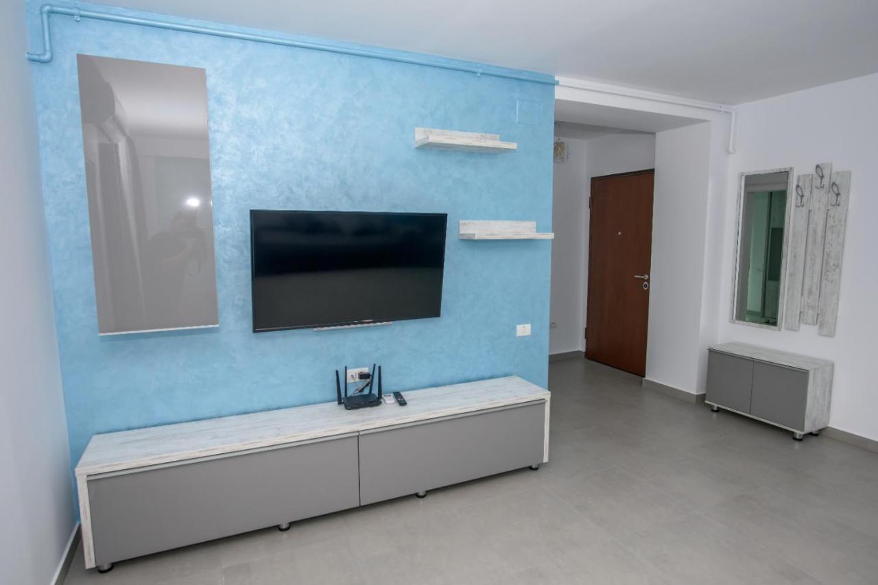 C&Y Marco Apartments Mamaia Esterno foto
